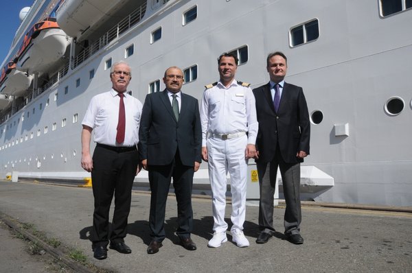 TRABZON PORT, KRUVAZİYER GEMİLERİYLE GÜNDEMDE